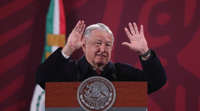 El presidente de México asegura que las relaciones con España siguen «en pausa»