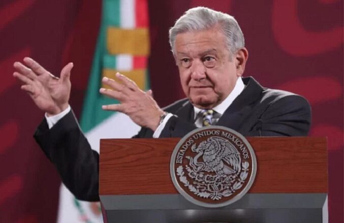 López Obrador critica el envío de buses con migrantes a casa de Kamala Harris