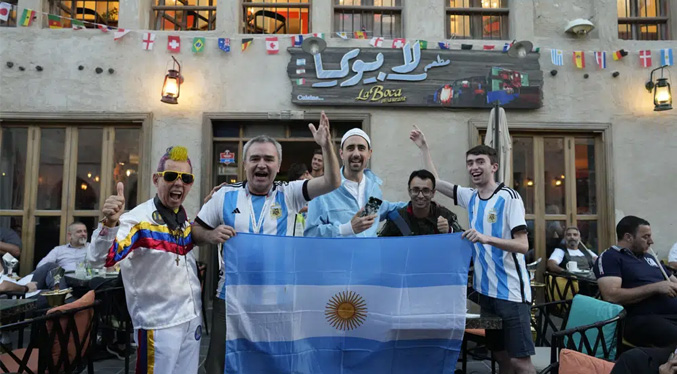 Argentinos en Catar dispuestos a todo por ganar el Mundial