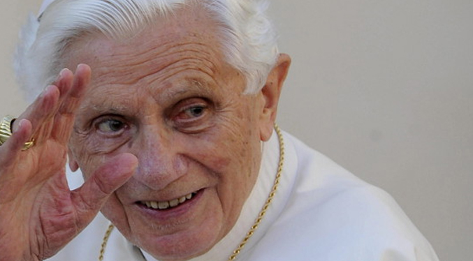 El Vaticano confirma el agravamiento del estado de salud de Benedicto XVI