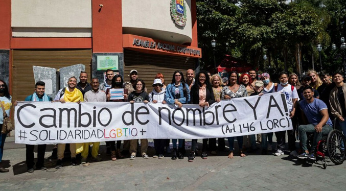 Activistas LGBTI de Venezuela denuncian retraso en cambio de nombre a personas trans