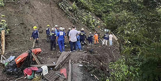 Suben a 33 los muertos tras un deslizamiento de tierra en Colombia