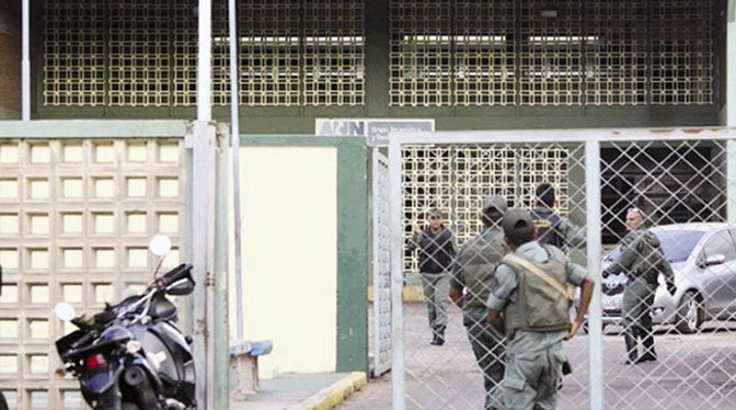 Persiste situación de secuestro de autoridades en centro de reclusión de El Marite
