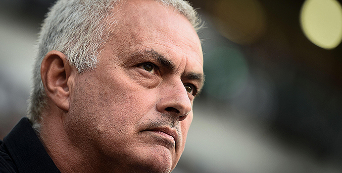 José Mourinho podría ser el nuevo técnico de Portugal sin dejar la Roma