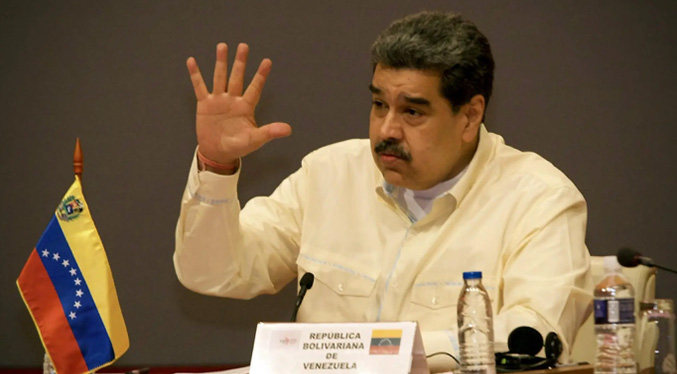 Maduro felicita el emir de Catar por el éxito del Mundial de Futbol