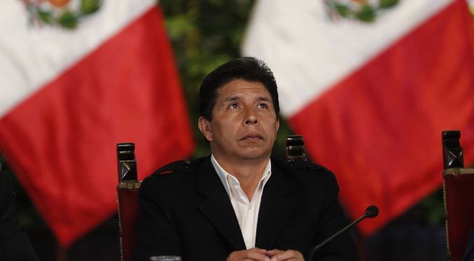 Perú ratifica 18 meses de prisión preventiva para Castillo