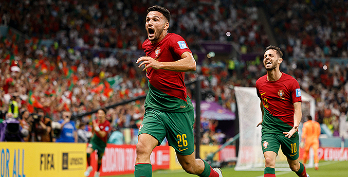 Portugal golea a Suiza y chocará con Marruecos en cuartos de final