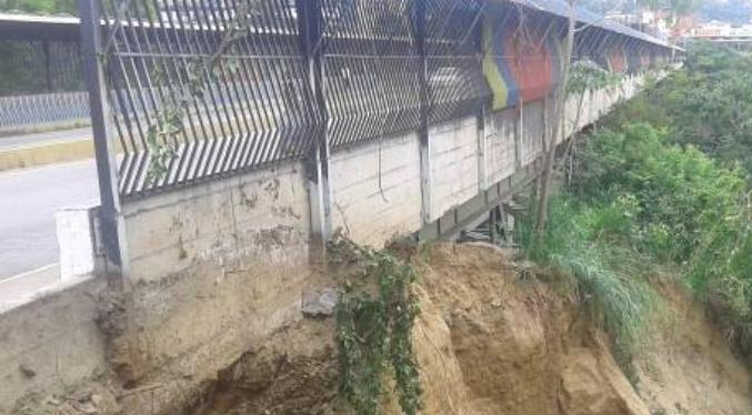 Principal viaducto de Valera presenta fallas en su estructura debido a las lluvias