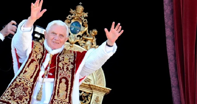 Revelan lo que dice el testamento espiritual de Benedicto XVI