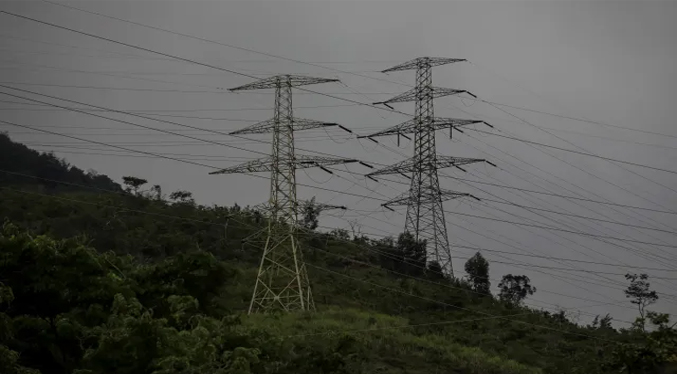 Fuerte fluctuación eléctrica afectó a Caracas y diversas regiones de Venezuela