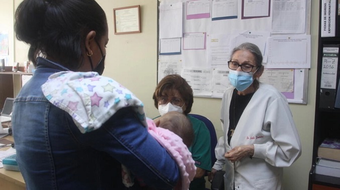 El embarazo con VIH en Venezuela, entre el estigma y la esperanza