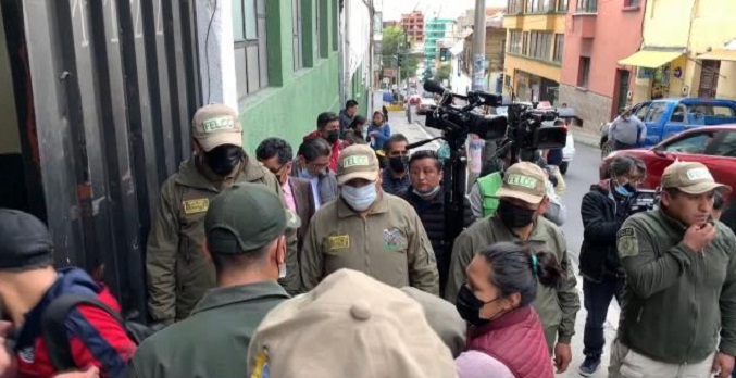 Enfrentamientos y protestas tras detención de gobernador boliviano