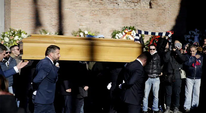 Lazio y Estrella Roja homenajean a Mihajlovic en su funeral