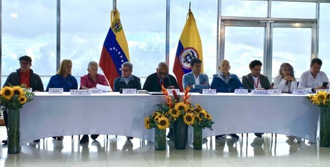 Segunda ronda de negociaciones entre Gobierno y ELN será en México en enero