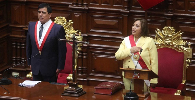 UE apoya la gestión de Boluarte ante crisis política en Perú