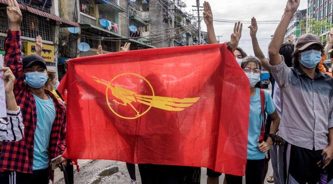 La junta birmana condena a muerte a siete estudiantes, según la ONU