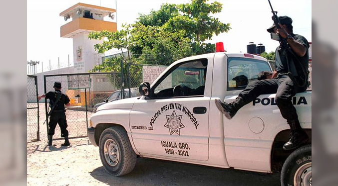 Grupo armado rescata a reo de cárcel en el sur de México