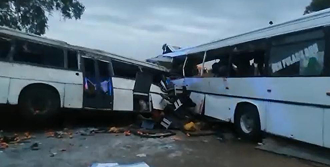 Al menos 40 muertos y 78 heridos al chocar dos autobuses en Senegal