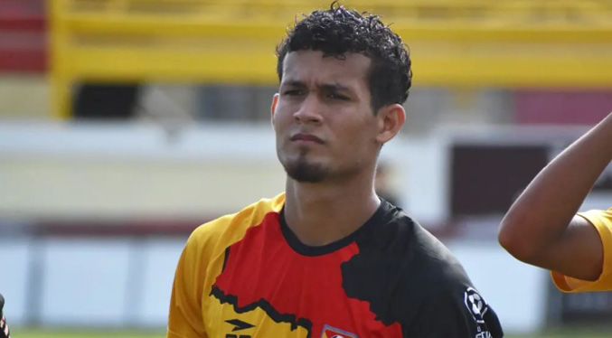 Luto en el fútbol nacional por la muerte de Bryan Ruíz, jugador del Aragua FC