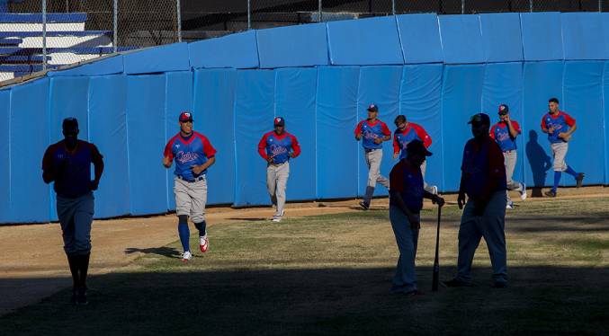 Cuba calienta para el Clásico y espera a sus astros de MLB