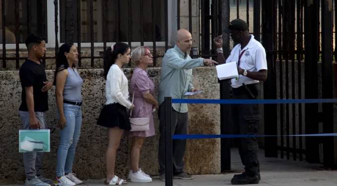 EEUU reanuda los servicios consulares en su embajada en Cuba