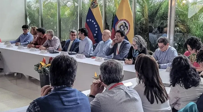 Colombia y ELN encaran ronda de negociación ante un cese al fuego complicado