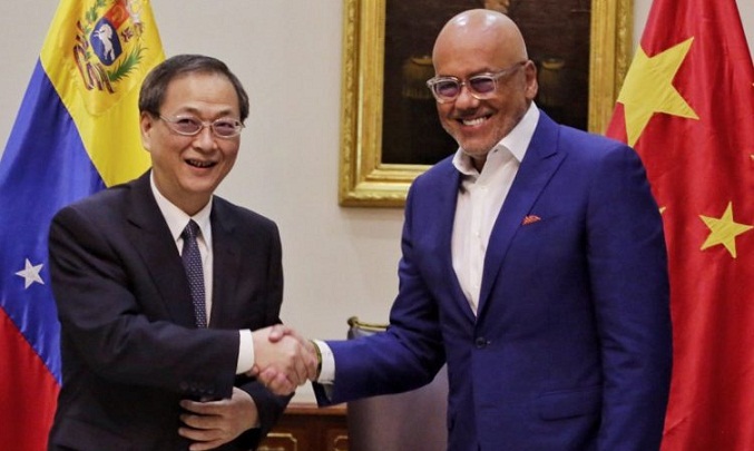 Presidente de la AN sostiene reunión con embajador de China