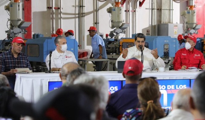 Maduro llama a trabajadores a protestar en contra de las sanciones