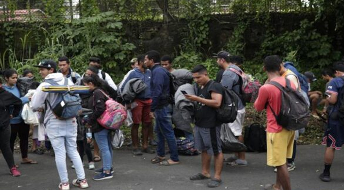 Autoridades migratorias sostendrán reunión al norte de México por incremento de migrantes