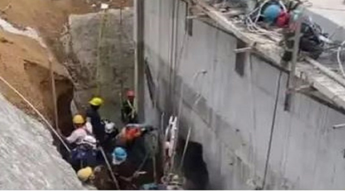 Mueren dos venezolanos en un deslizamiento de tierra mientras trabajaban en una construcción en Colombia