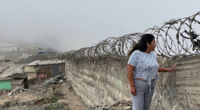 Los muros de la vergüenza que separan a ricos y pobres en Lima