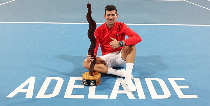 Djokovic reina en Adelaida tras duro compromiso
