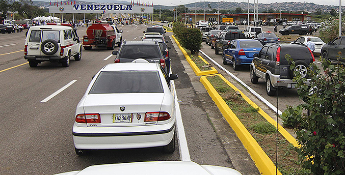 Diputado Parada: Cerca de 40 mil vehículos circulan a diario entre Colombia y Venezuela