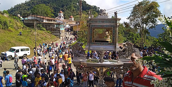 Santo Niño de La Cuchilla vuelve a las calles de Mérida tras la pandemia