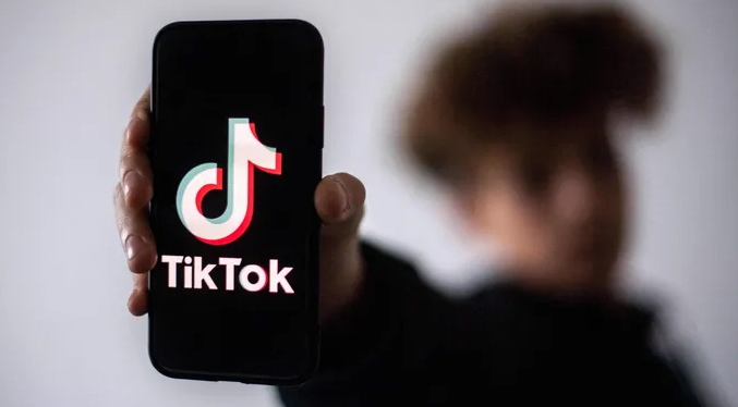 Florida contra TikTok: Una «droga digital» adictiva como el fentanilo