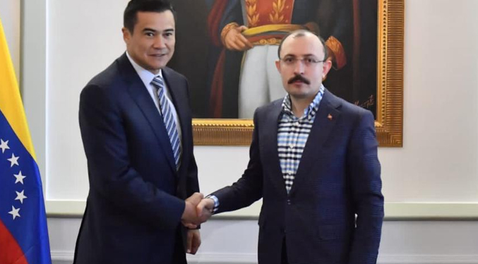 Llega a Venezuela el ministro de Comercio de Turquía para rueda de negocios
