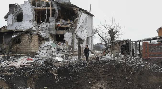 Ucrania reporta 10 muertos tras bombardeo ruso de este viernes