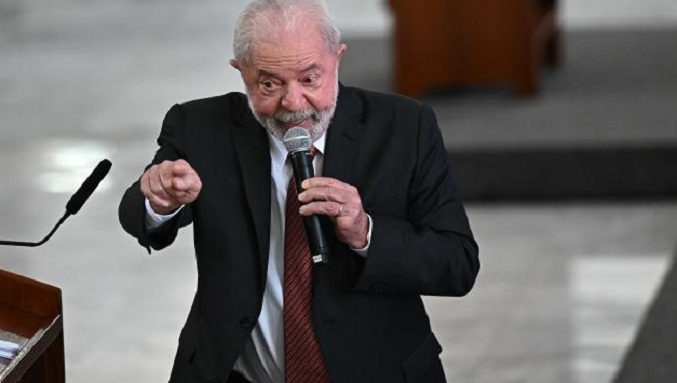 Lula devuelve a Brasil a la Celac en plena inestabilidad interna y externa