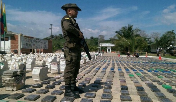 Decomisan más de 185 kilos de cocaína en Colombia