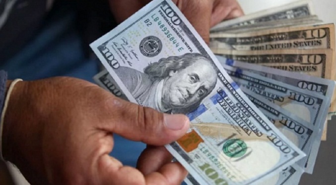 Dólar paralelo vuelve a los 23 bolívares