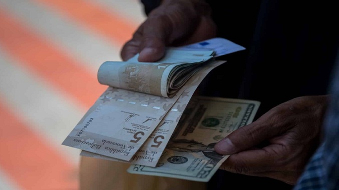 El dólar oficial roza los 20 bolívares