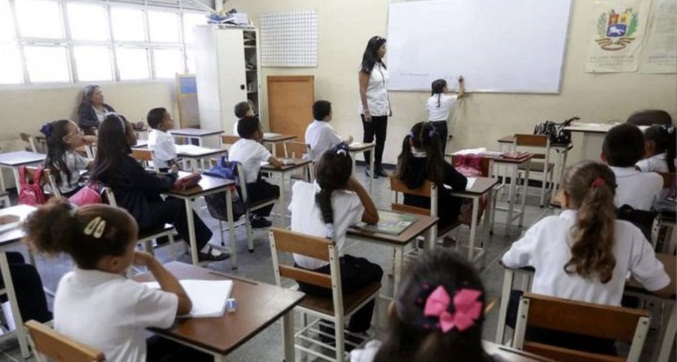 CEV alerta que las condiciones laborales de los educadores son precarias