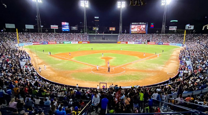 Mario Sánchez y Erick Leal son los refuerzos escogidos para el final del béisbol venezolano