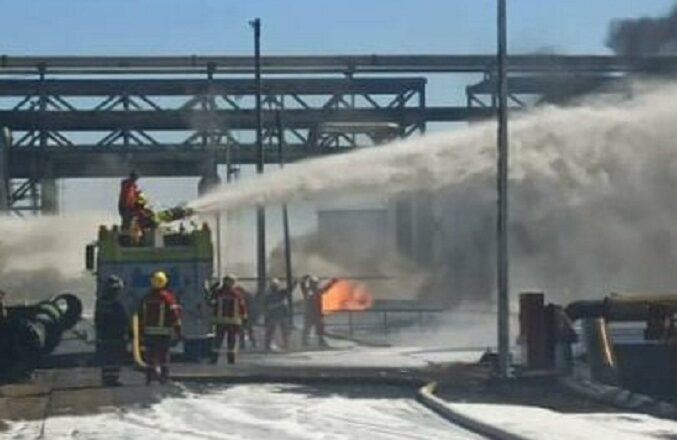 Se registra incendio en la refinería Cardón este 15-E que fue controlado por los bomberos