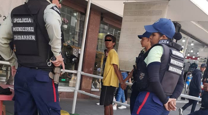 Indigente hiere de balazo en la pierna a policía de la municipal de Iribarren