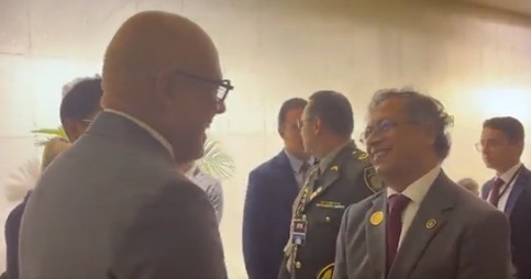 Jorge Rodríguez sostiene reunión con el presidente de Colombia