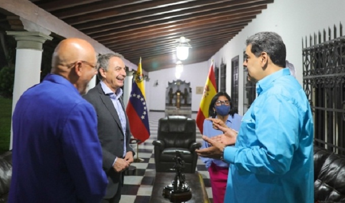 Rodríguez Zapatero visita a Maduro «para apoyar el diálogo» entre el Gobierno y la oposición
