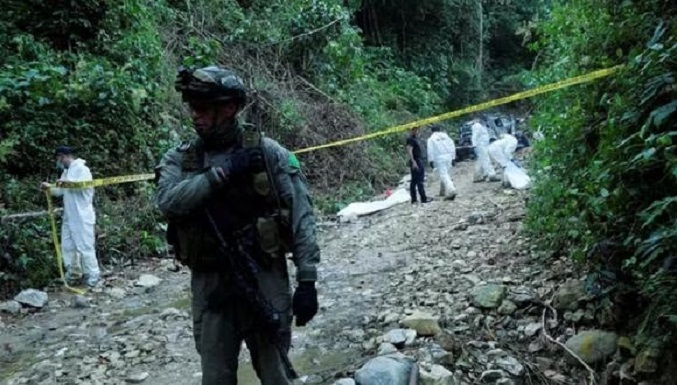 Hallan 11 cuerpos en zona de combates entre ELN y disidencias de FARC fronteriza con Venezuela