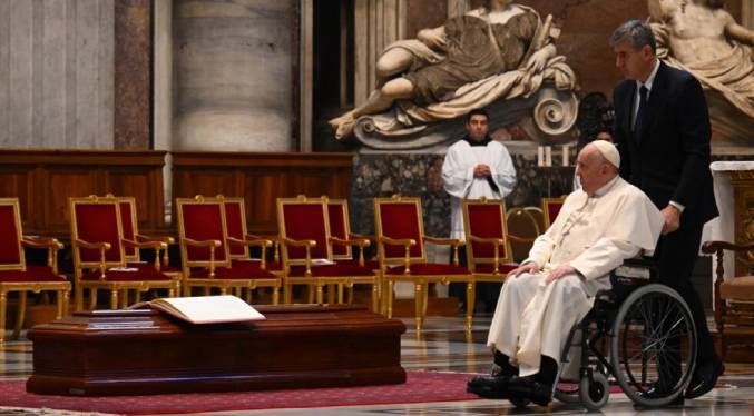 Funeral en el Vaticano para el polémico cardenal australiano Pell