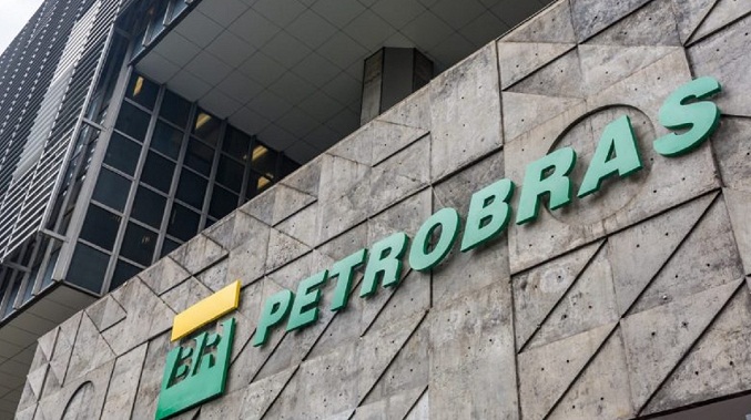 Brasileña Petrobras «piensa seriamente» volver a invertir en Venezuela tras fin de sanciones